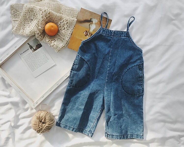 Lente baby kinder cowboybroek voor kinderen jongens en meisjes casual losse denim jeans met wijde pijpen bretels broek