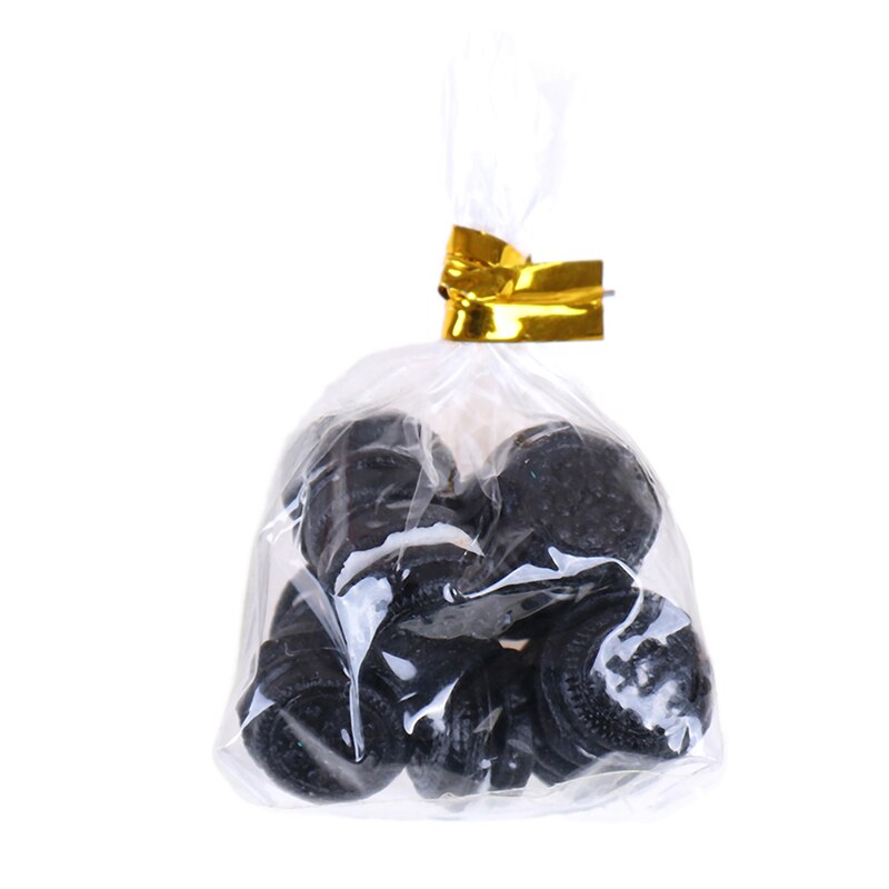 Nero Biscotti Al Cioccolato ottavino mini Cioccolato Al Latte Biscotti Dolci Cabochons Della Resina Carino Cibo Posteriore Piana di Kawaii in Miniatura