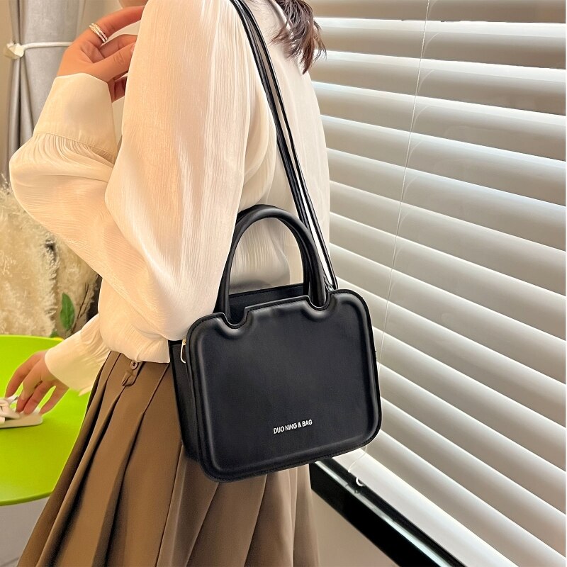 Square Shopping Shoulder Crossbody Bags for Women Adjustable Alloy Strap Girls Shopping Dating Purses and Handbags