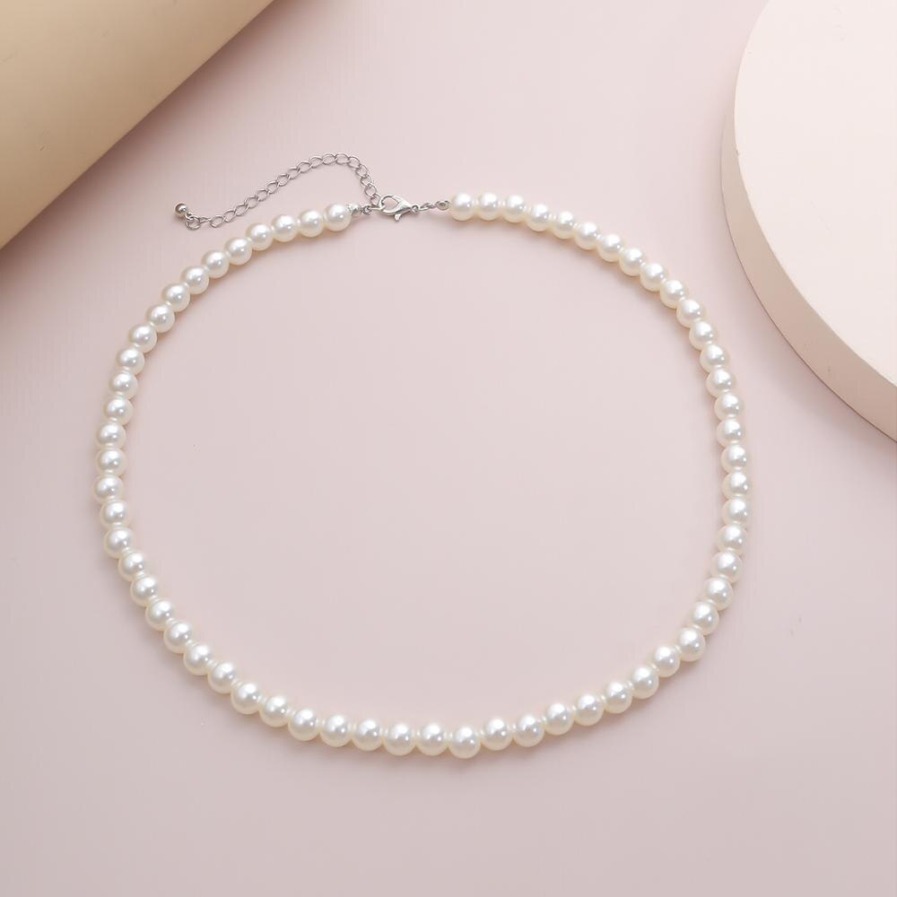 Ingesight. Z Koreaanse Elegante Imitatie Parel Choker Ketting Kraag Eenvoudige Minimalistische Sleutelbeen Ketting Kettingen Voor Vrouwen Sieraden: Necklace