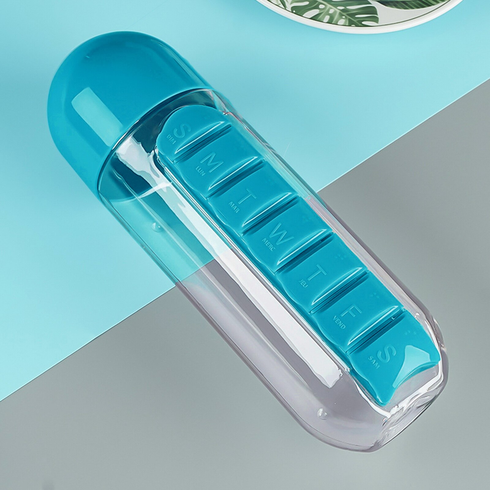 600Ml Sport Plastic Water Fles Combineren Dagelijks Pill Boxes Organisator Drinken Flessen Lekvrije Fles Tumbler Outdoor: Blue