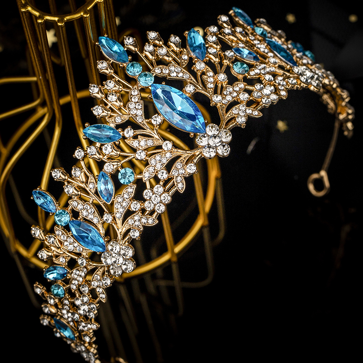 Luxo cristal strass coroa para mulheres, artesanal tiara, clássico, princesa, acessórios de cabelo para ocasiões importantes, moda
