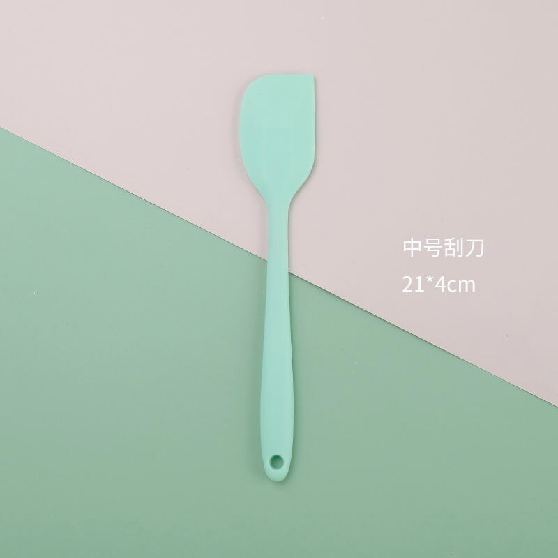 Silicone Cream Baking Scraper Non Stick Butter Spatula Cutter Chocolate Smoother Heat Resistant Kitchen Pastry Tools Scraper: B M Green