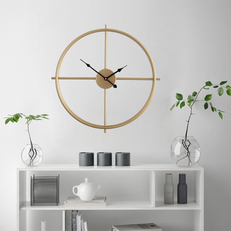 Metallinen seinäkello suuri moderni kello, jossa on korkea kvartsiliike seinäkello olohuoneen makuuhuoneen sisustus