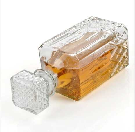 1 PC Luxe Hoogwaardige Vierkante Kristallen Glas Wijn Fles Wijn Decanter Wijn Karaf Whiskey Fles Jug 800 ml Bar JR 1084