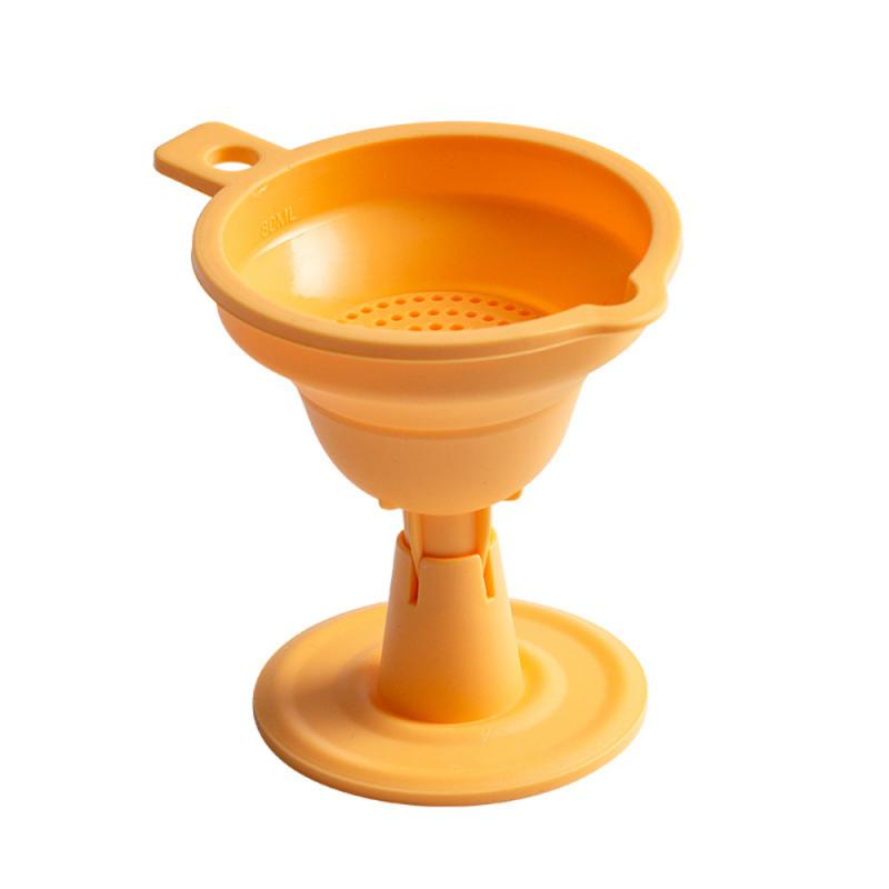 Folding Portable Funnel Silicone Liquid Fliter Collapsible Funnel Kitchen Liquid Dispensing Portable Multifunctional Oil Funnel: yellow