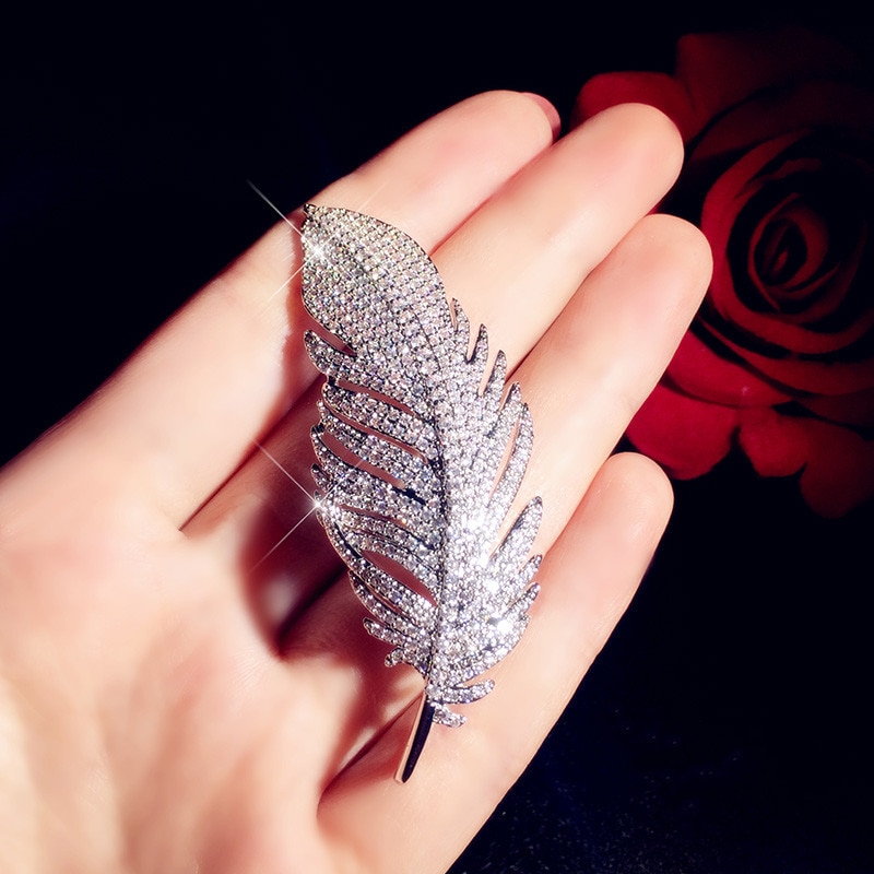 Luxury Brooches For Women Feather Cubic Zirconia Fine Jewelry Romantic Pin Accessories Simple Boutonniere