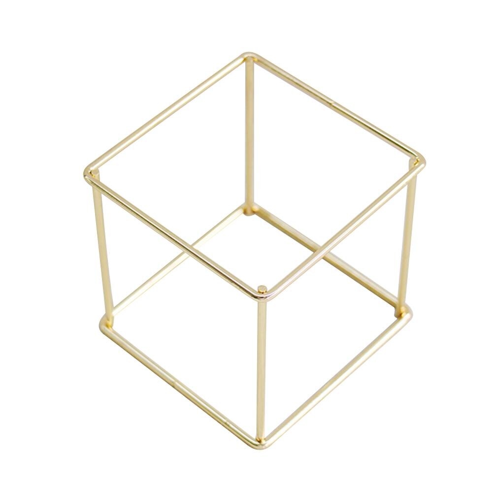 Rustic Style Iron Freestanding Hanging Metal Geometrical Shaped Small Square Air Plant Receptacle Flower Stand Rack Holder