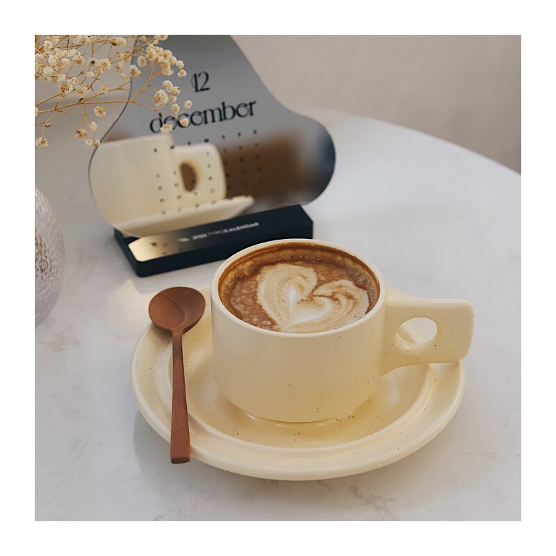 Mooie Vintage Koffie Kop En Schotel Set Kleine Keramische Franse Keramische Schattige Kopjes Cappuccino Cup Aardbei Melk Caneca Stanley