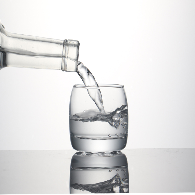 Sett  av 6 75ml blyfrie shotglass sett maskinlagde glass til vodka brennevin eller barfest likørglass 2.5 unse