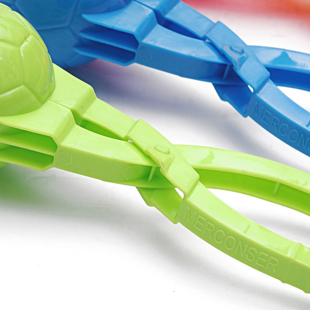 Kids Sneeuw Strijd Mold Tool Outdoor Sport Strand Winter Mooie Speelgoed Clip Sneeuwbal Maker Leuke Games Funny Willekeurige Kleur