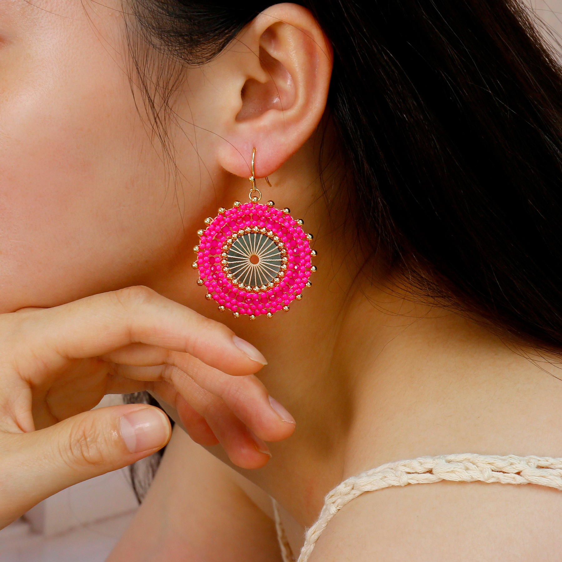 Badu-pendientes colgantes con cuentas redondas de colores para mujer, aretes grandes de cristal hechos a mano con cuentas bohemias, de joyería