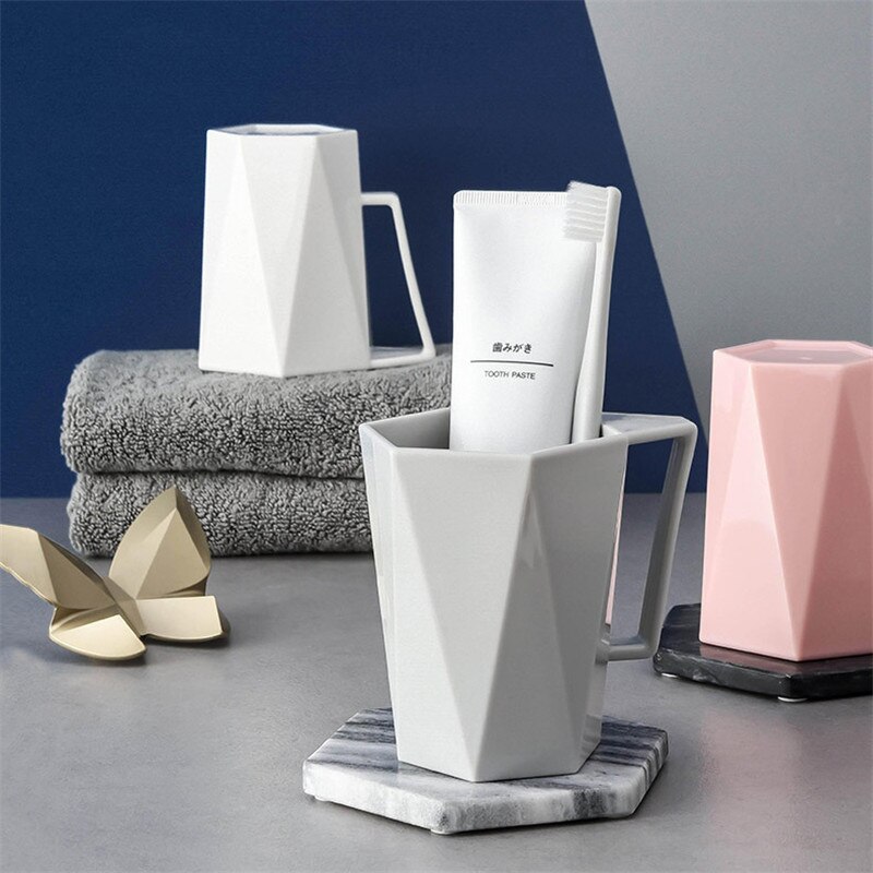 Einfach Zu Bedienen Kreative Geometrie 1 PC Neuheit Tasse Persönlichkeit Milch Saft Zitrone Becher Kaffee Tee wiederverwendbar Plastik Tasse