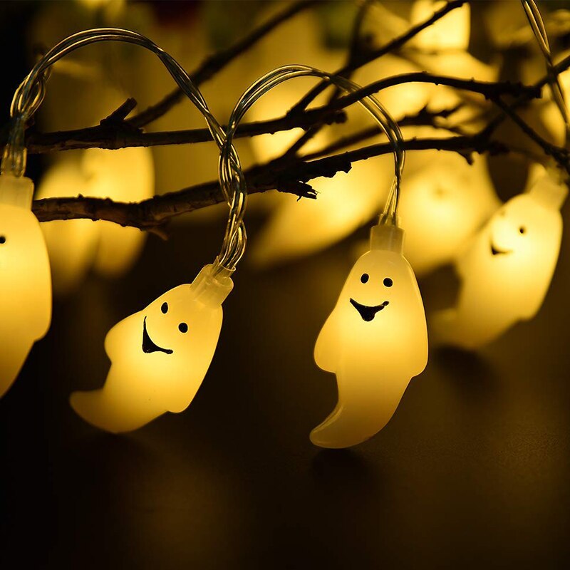 Halloween lichtsnoer met 10/20 led-lampjes, een lichtsnoer met led-lampjes, een pompoen, een skelet, een bot, een spook, een vleermuis en een spin.: Klein spookje / 1.5m 10 geleid