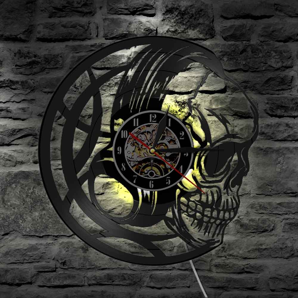 3D Watches Black Skull Head Wall Clock with LED Backlight Evil Skull Headphones 3D Lighted Sign Halloween Decorative
