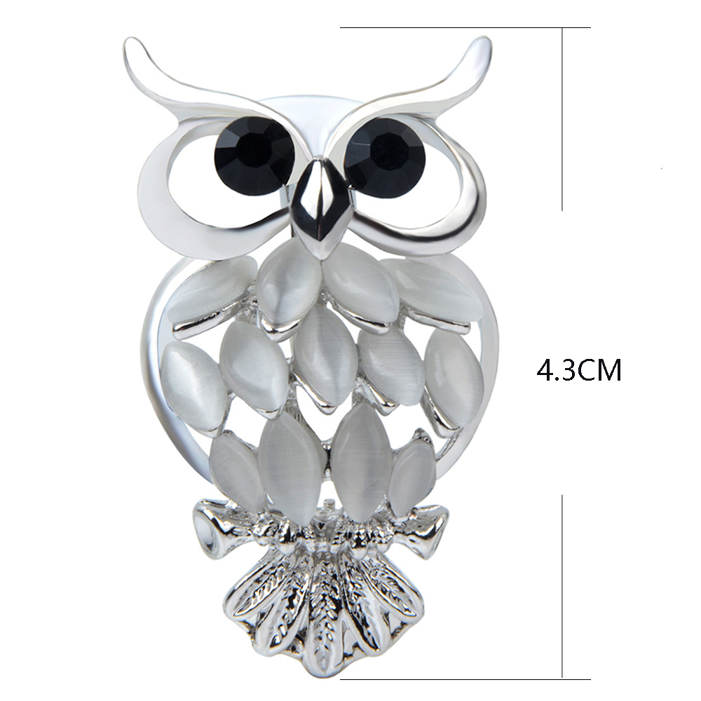 Butterfly Brooch Scarf Buckle Clip Women Beautiful Rhinestone Brooch Jewelry For Women Accessories: Antique Bronze Plated