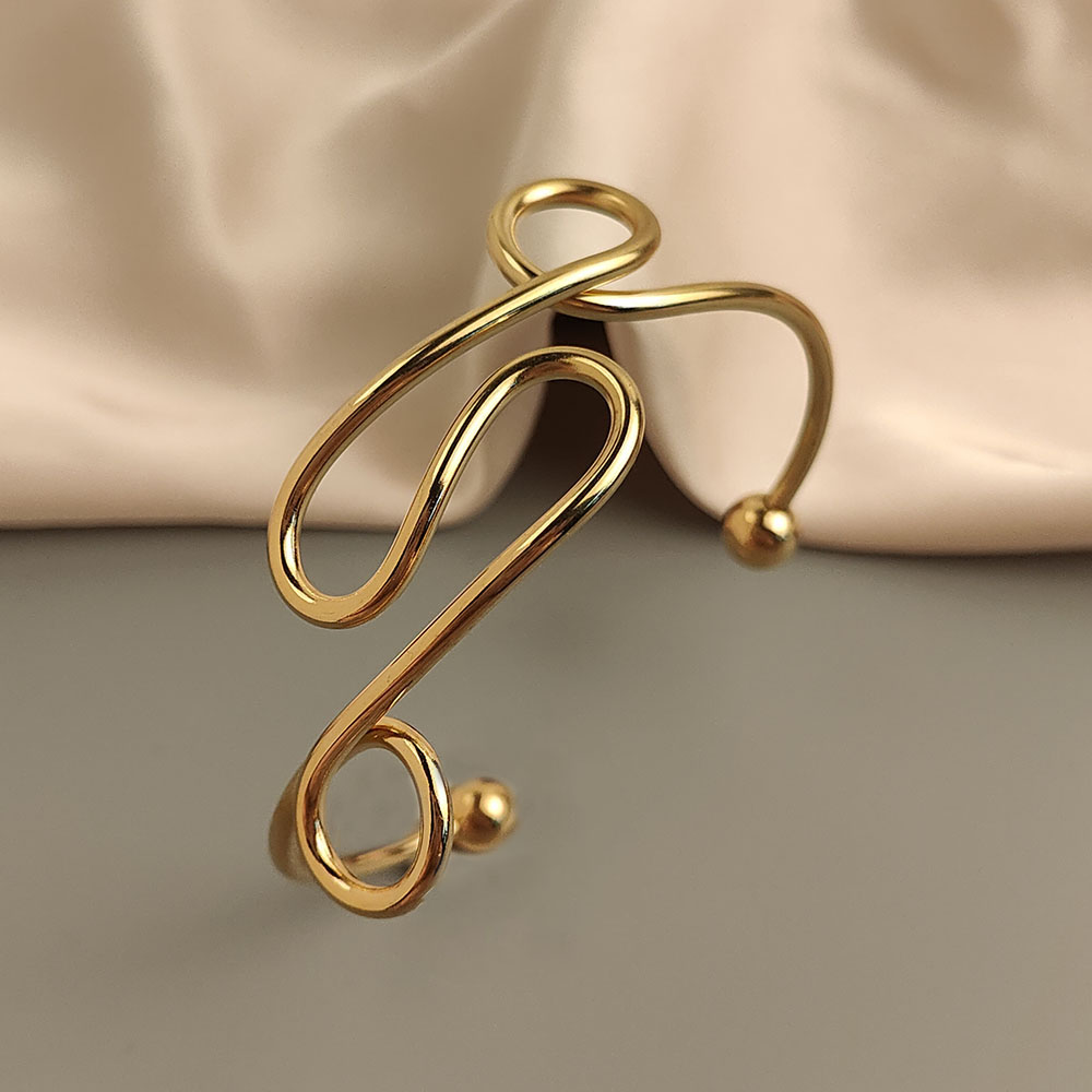 Uforgyldte damearmbånd med uregelmæssig form, meget vandtætte metalarmbånd, festsmykker: Imiteret rhodineret