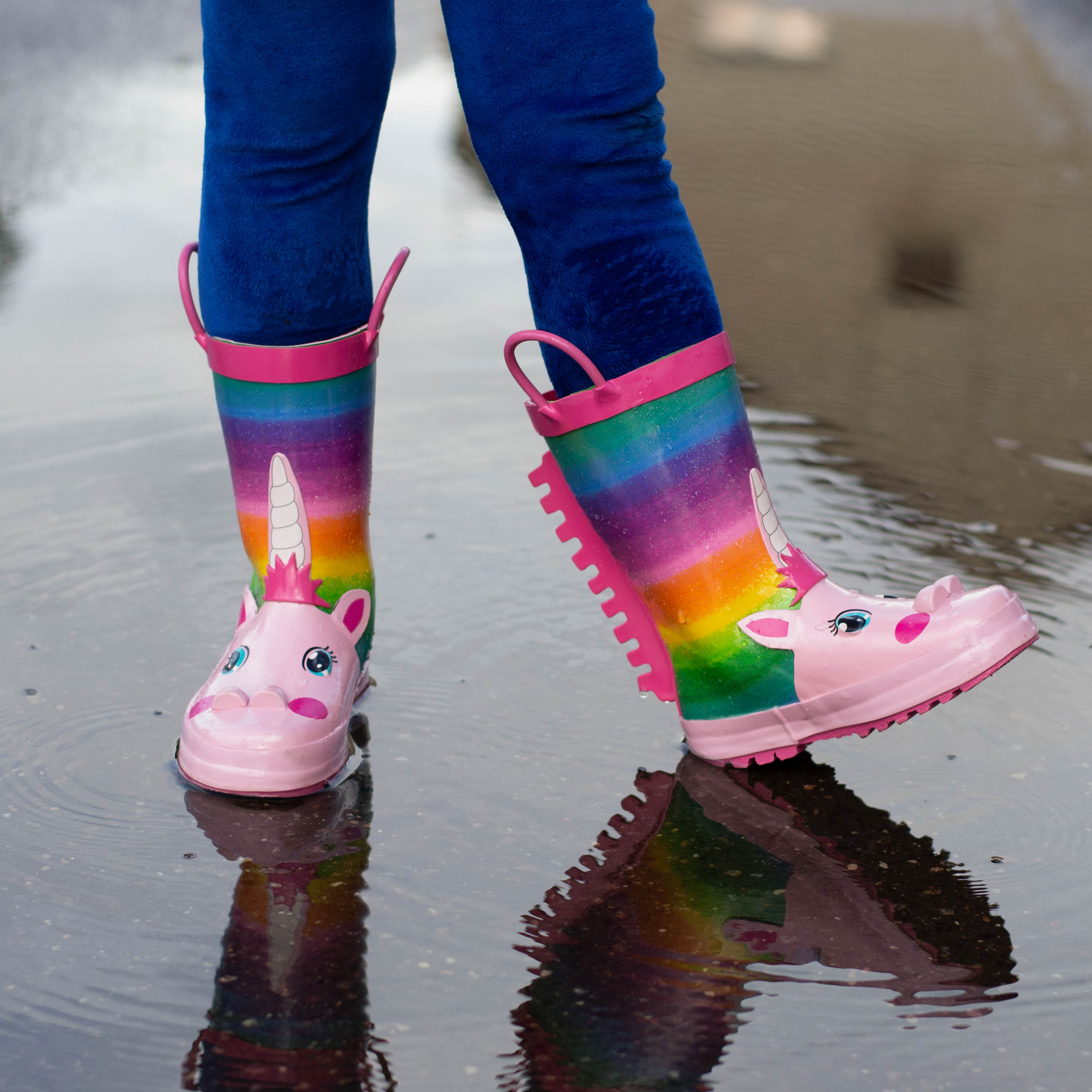 Kunhyshoo botas de chuva para crianças, botas de borracha infantil com unicórnio e arco-íris, calçados à prova d'água