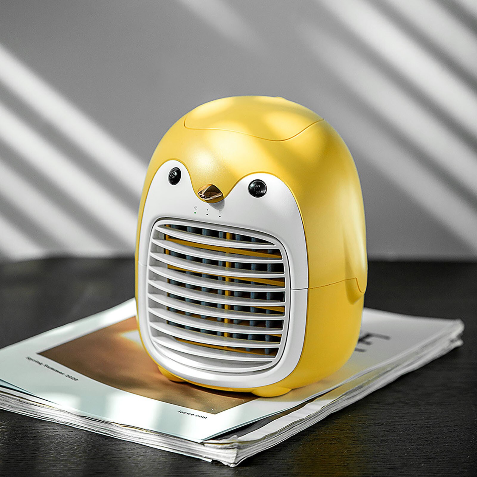 Penguin Water Cooling Fan Air Cooler Office Desktop Household Portable Air Conditioning Fan USB Water Cooling Fan Gadgets