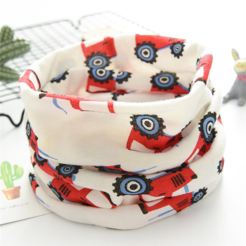 Baby lätzchen Neue Herbst Winter Jungen Mädchen Baby Traktoren Schal Baumwolle O Ring Nacken Schals baberos bebe impermeables #4N25