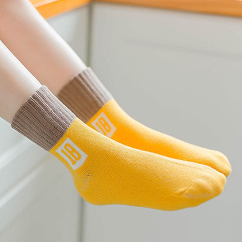 5 paia/set Mix colore metà tubo bambini calzini di cotone autunno inverno numeri caldi stampati ragazzi e ragazze calzini di moda
