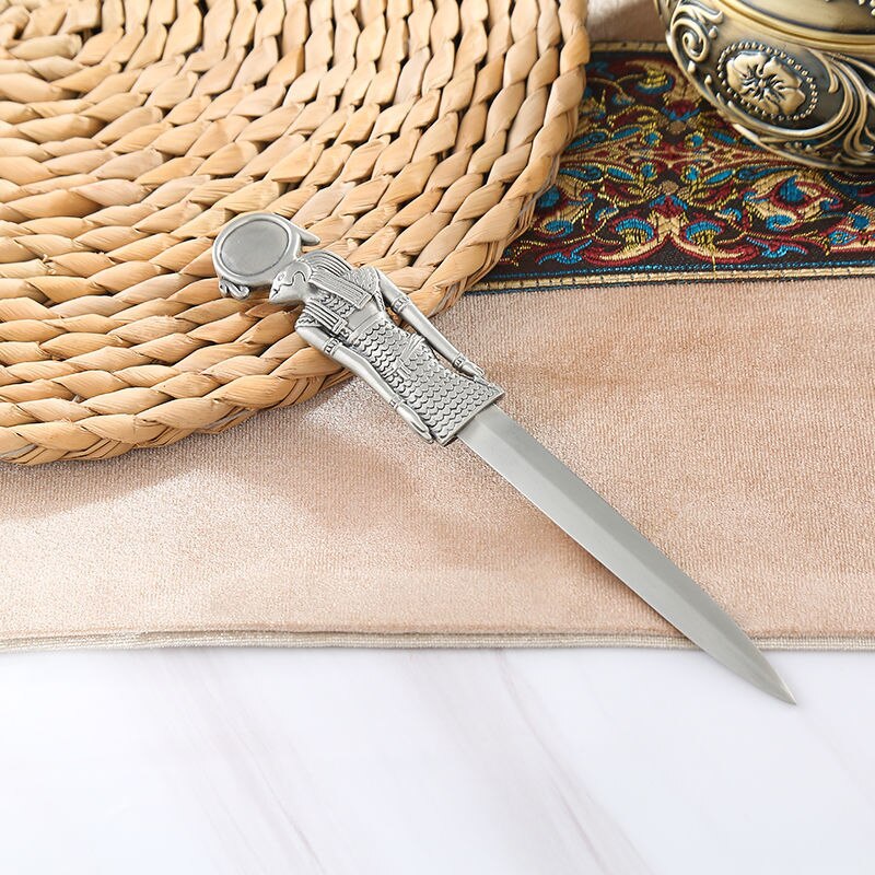 Creativo retrò piramide egizia faraone coltello antico bronzo in lega di zinco tagliacarte coltello di carta busta apri posta coltello: Tin sole god