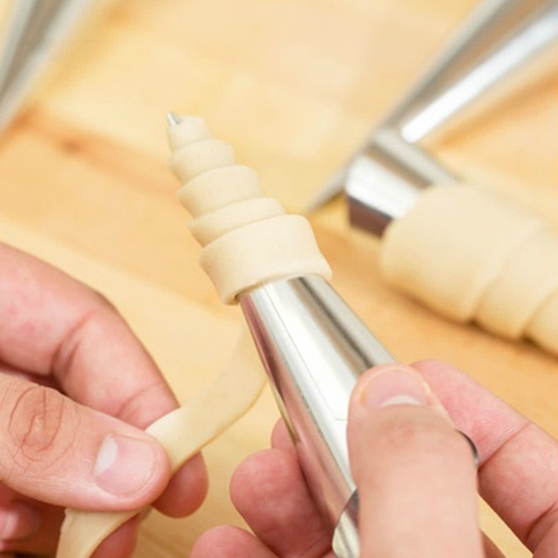 Croissant en spirale en forme de cône | En acier inoxydable, danemark outil de cuisson en spirale métallique pointu pour la fabrication de Croissants, pain en rouleau