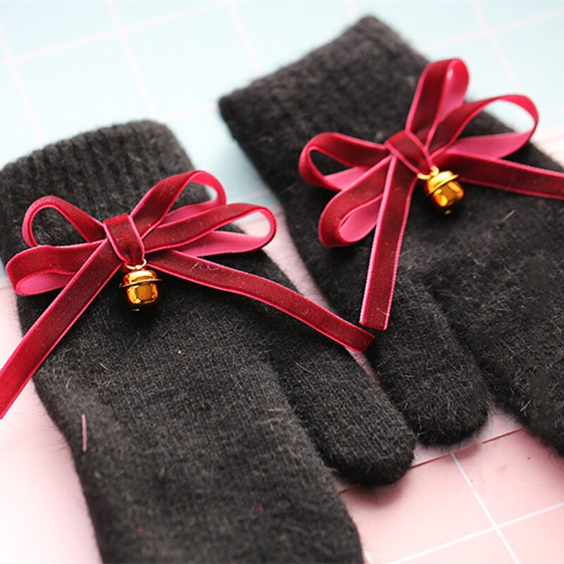 Ear Warmer Winter Accessories Lolita Burgundy Ribbon Bells Plush Ear Covers Girl Gothic Black Lace Earmuffs: Pair gloves