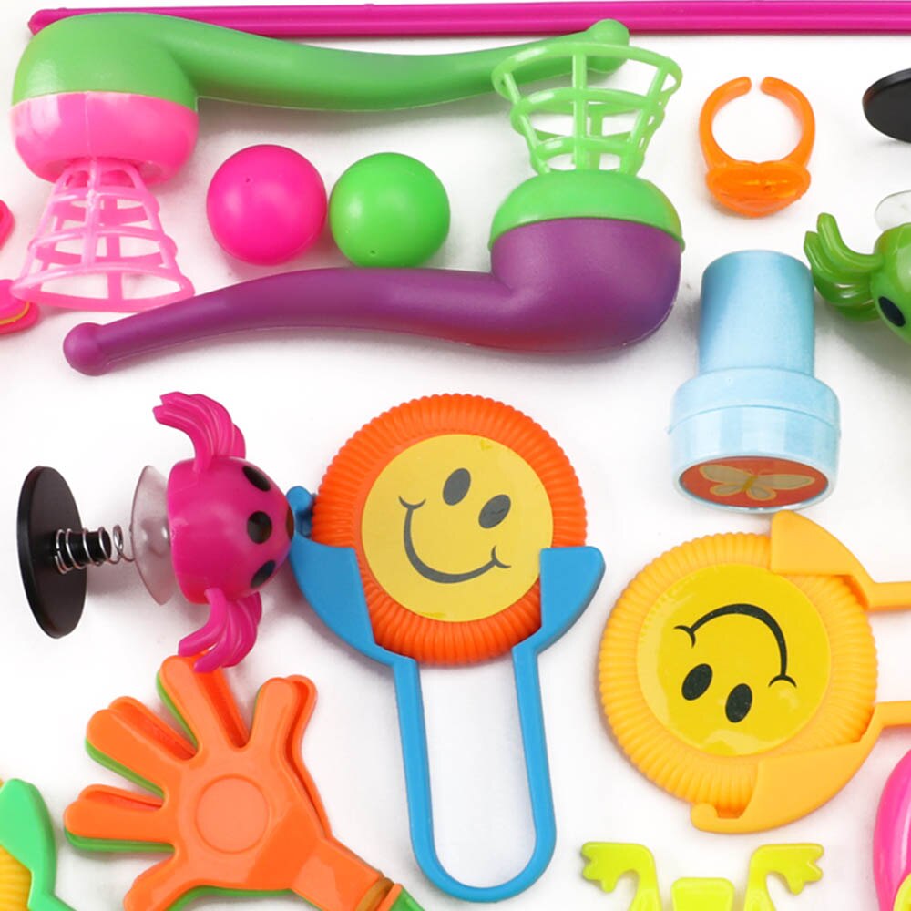 Faire semblant de jouer à l'épicerie jouets 100 pièces/ensemble enfants fête d'anniversaire faveurs remplissage drôle assorti en vrac jouets ensemble boîte au trésor prix