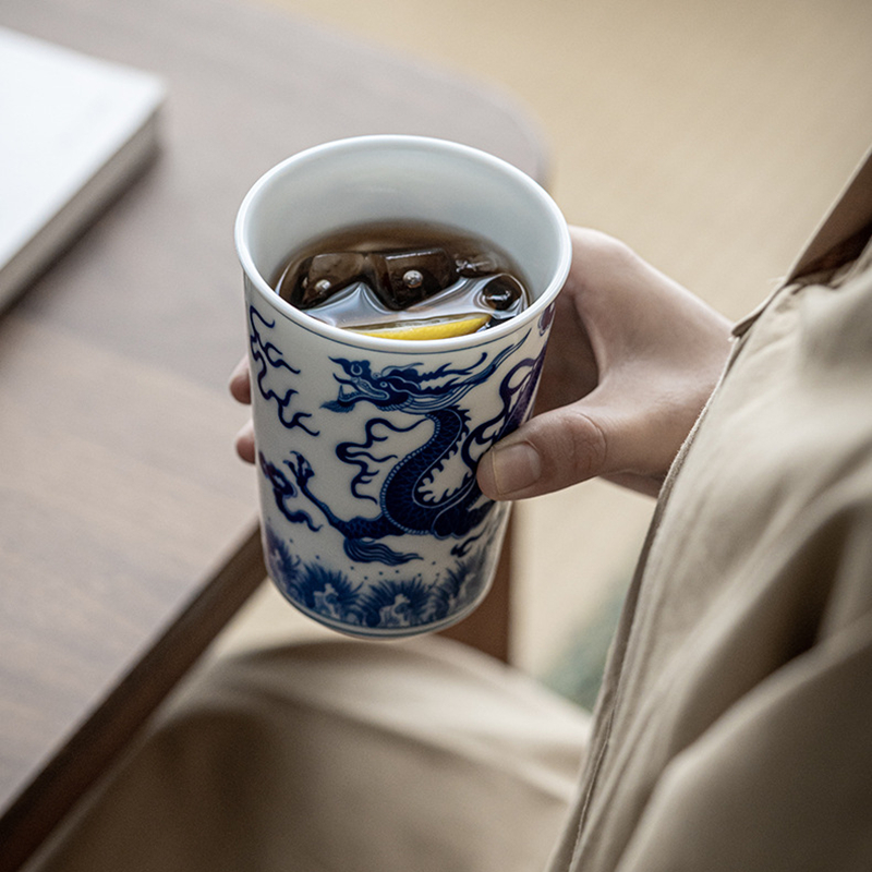 260ml Dragon Tea Cup Big Ceramic Antique White And Blue Coffee Mugs Beautiful Teacup Phoenix Teaware A Cup Of Tea Coffee Mugs