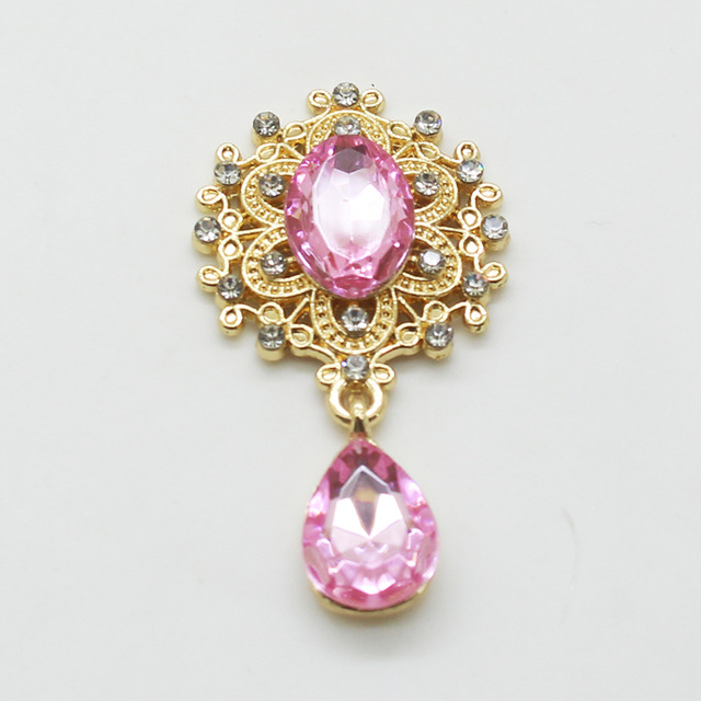 5 flache broschenanhänger, 25*45mm zarte, glänzende broschen aus goldfarbenem metall, dekorative kristall-hochzeitseinladungsideen: 14