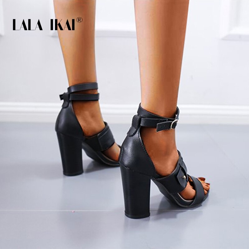 LALA IKAI-Zapatos de tacón alto con hebilla para mujer, sandalias con correa, Punta abierta, talla grande, novedad de verano