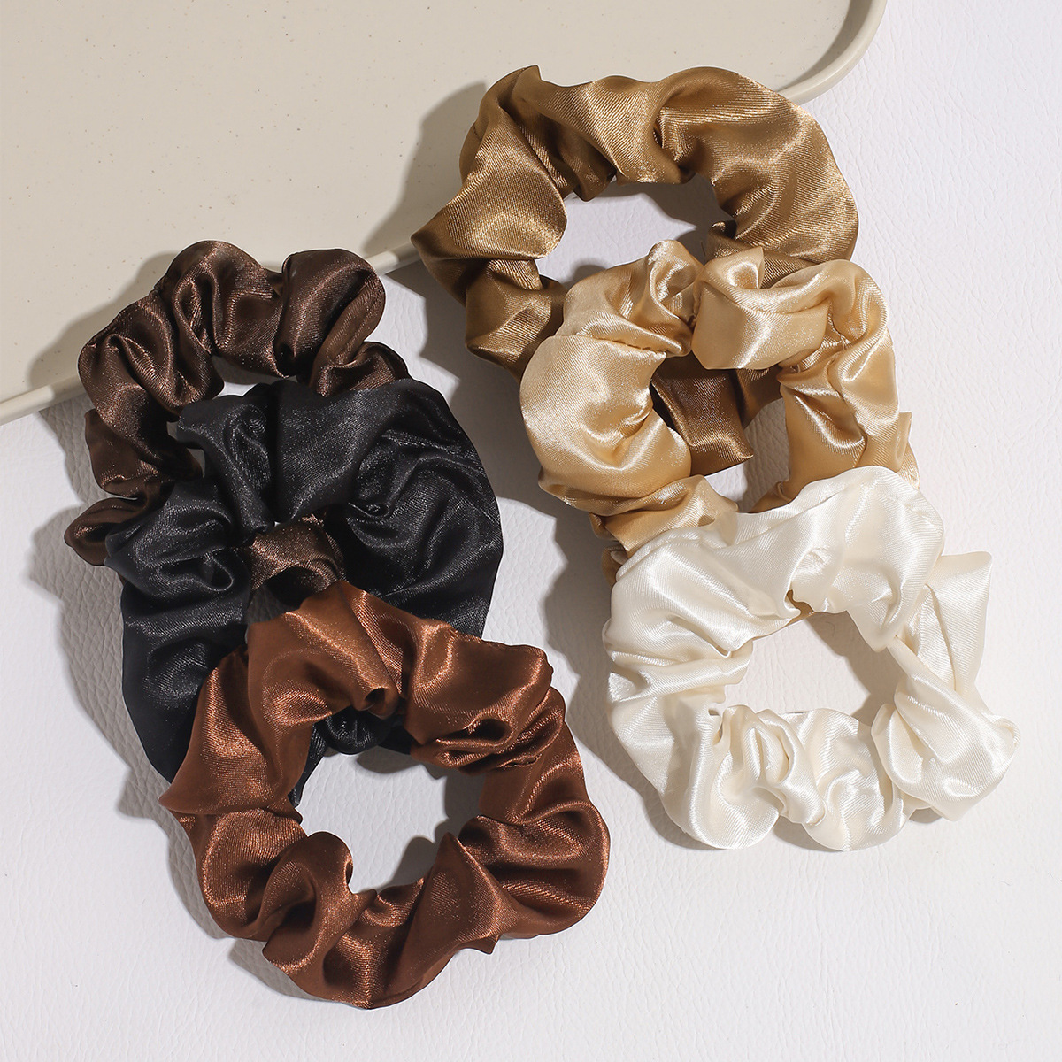 4/6 pçs de seda grandes scrunchies borracha laços de cabelo goma elásticos rabo de cavalo titular para mulheres meninas faixas de cabelo para mulher: Prateado