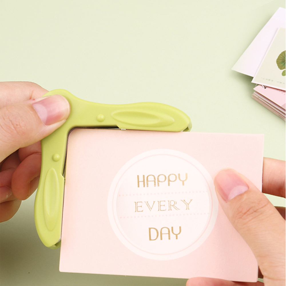 Mini Corner Rounder Puncher Portable Round Corner Trimmer Cutter R5 5mm Border Round Corner Punch Cut Card Photo Paper Stamp