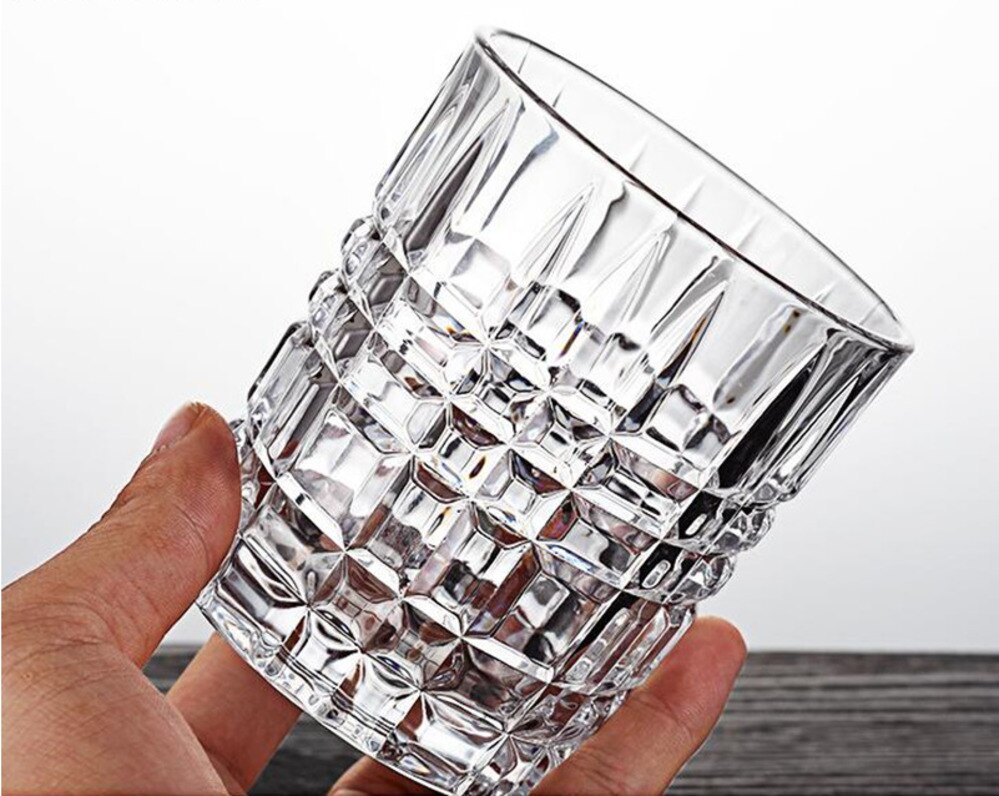 Europese Crystal Glas Wijn Glas Whisky Brandy Glas Eenvoudige Binnenlandse Wijn Accessoires