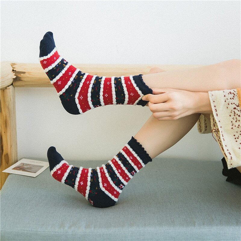 Women Socks Winter Warm Christmas Stereo Socks Cotton Cute Santa Claus Deer Socks Xmas Christmas Socks for girls