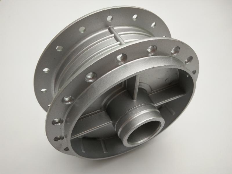 AX100 motorcycle spare parts rear hub suitable for Suzuki motorcycle ax100 rear wheel 100cc accessories