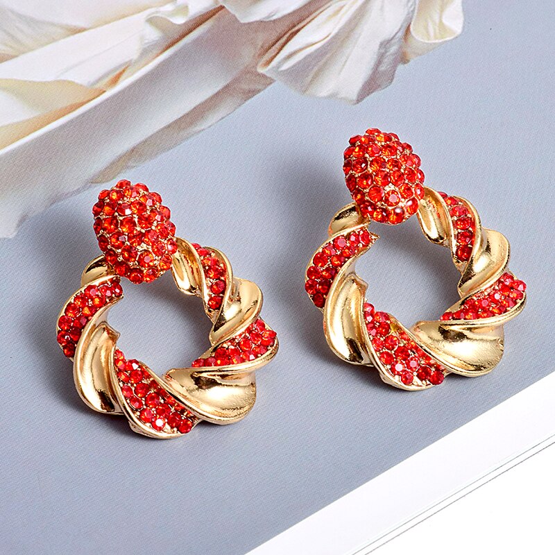 Stil guld metall strass örhängen höga kristaller smycken tillbehör för kvinnor: Röd