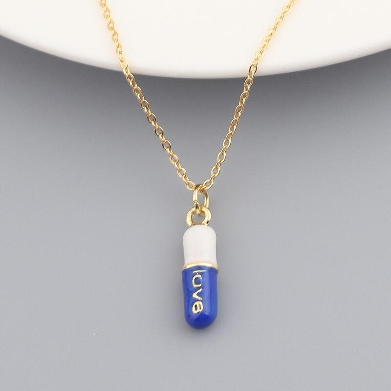Sommerlicher schmuck: schlichte, geometrische halskette mit pillenanhänger in bonbonfarben, neonfarbenem emaille für mädchen