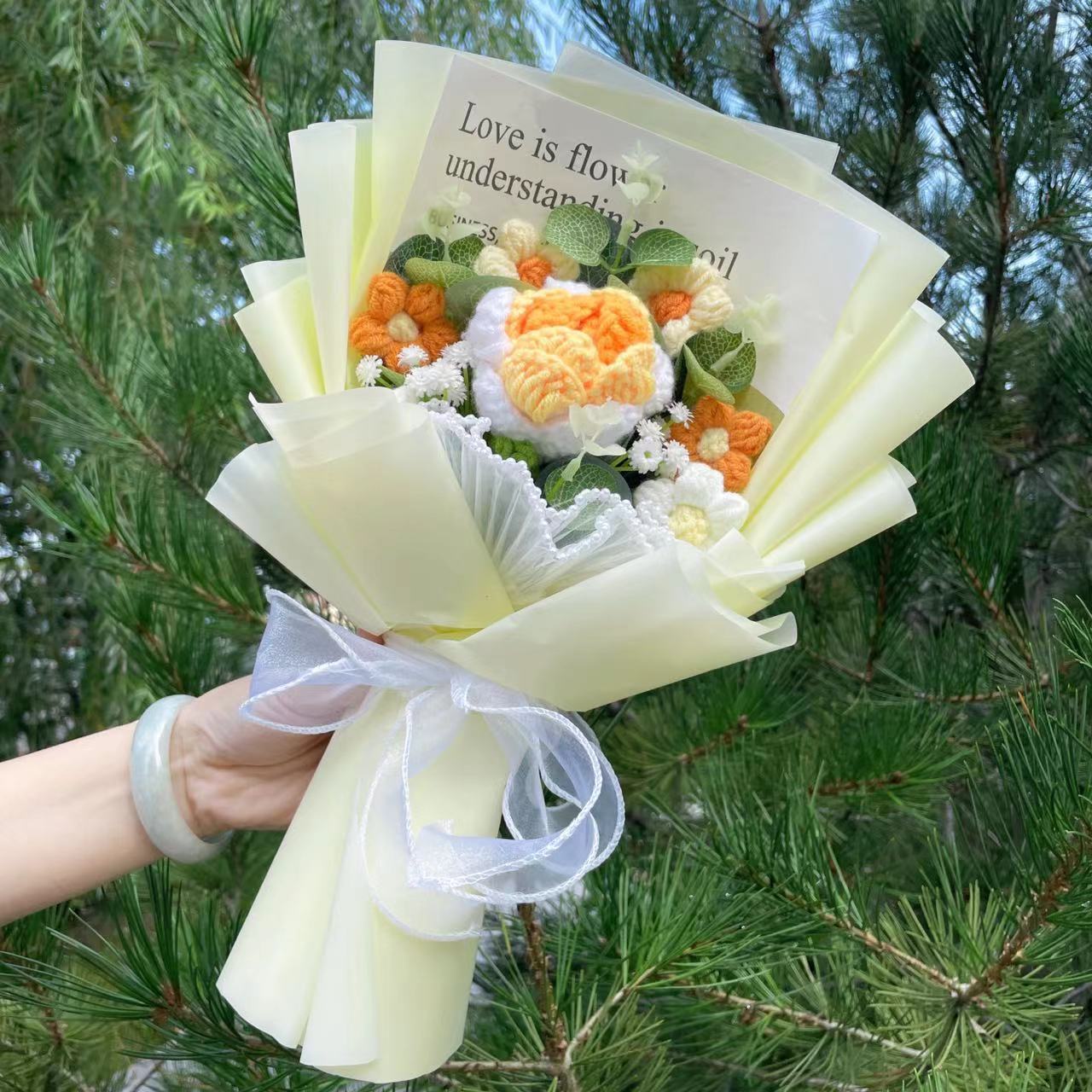 Gilares de girasoles rosas de punto acabado, ramos hechos a mano de ganchillo, de graduación de cumpleaños para el Día de la madre de San Valentín: Gris