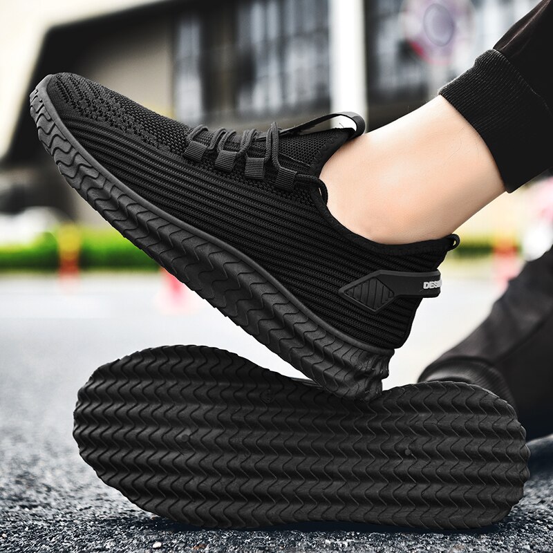 Damyuan løpesko komfortable uformelle sommer sportssko for menn sklisikre slitesterke sneakers for menn