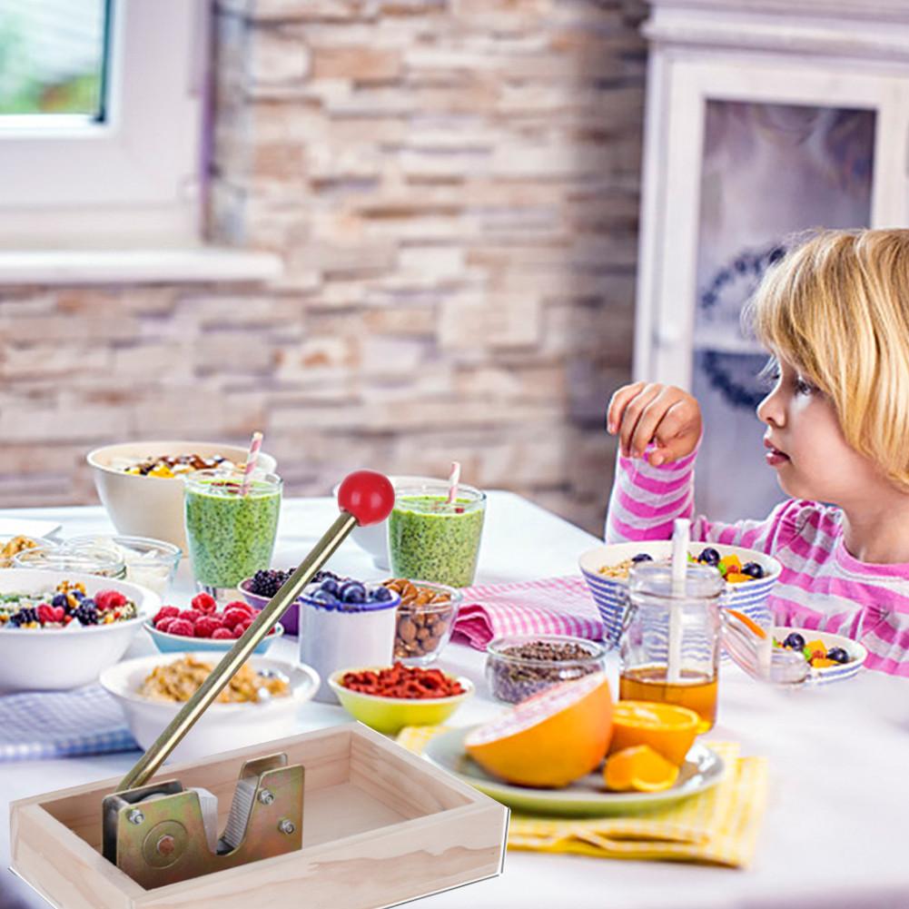 Pinzas para nueces Cascanueces creativas, abridor de nueces de alta resistencia, máquina peladora con mango de Metal duradero para avellanas y almendra