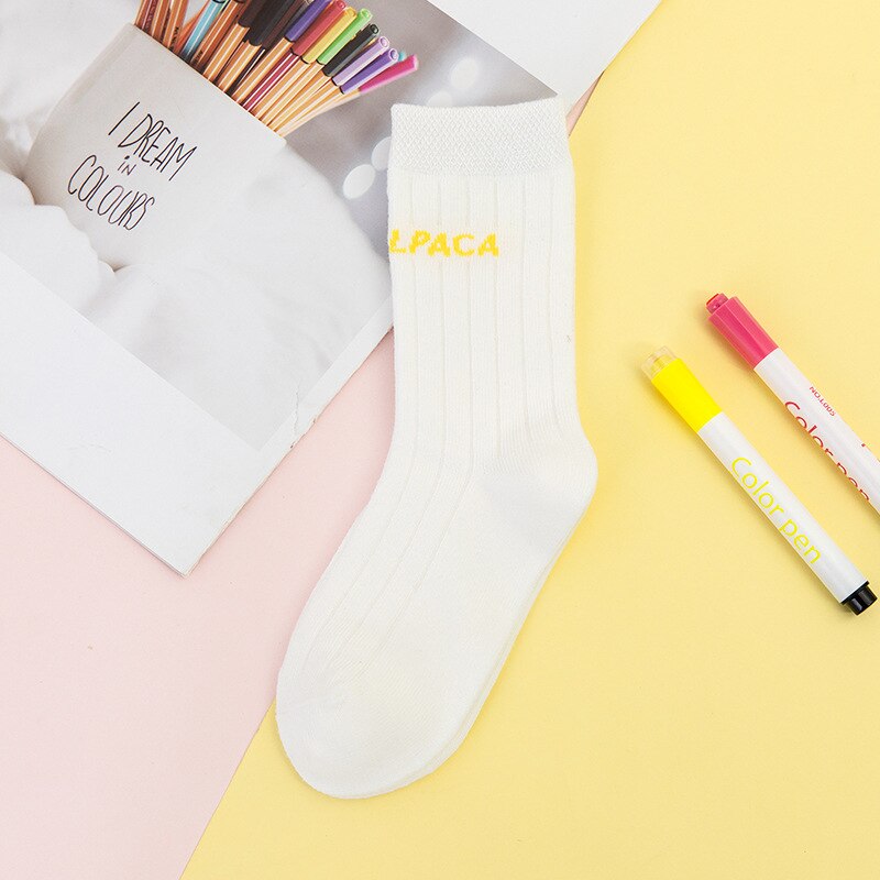 1 paio da 1 a 8 anni lettere colorate calzini lunghi per ragazzi ragazze calzini bianchi per studenti uniforme scolastica calzini di cotone autunnali bambini: YELLOW / 4 to 6 Years