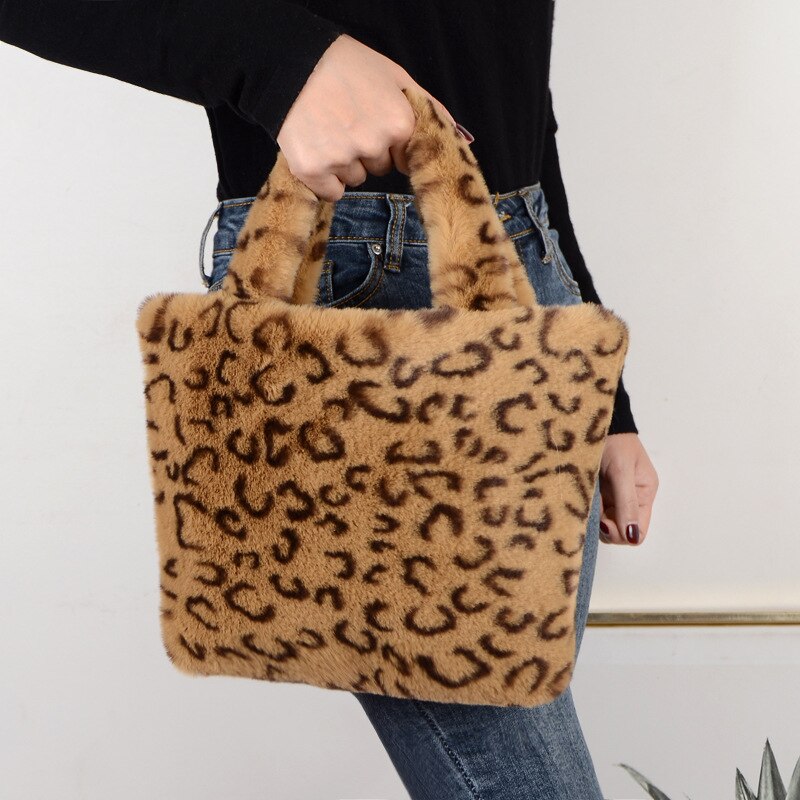Leopardo impressão de pelúcia bolsa feminina na moda macio bolsa de ombro inverno quente correntes crossbody saco moda fofo menina bolsa de compras