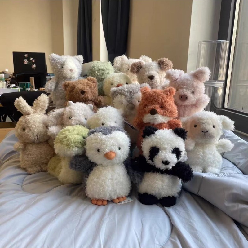 Langhåret teddybjørnfløyelsrull med , 50g tråder, håndlaget heklet teddybjørn, søt dukke, nøkkelringmateriale, tråd