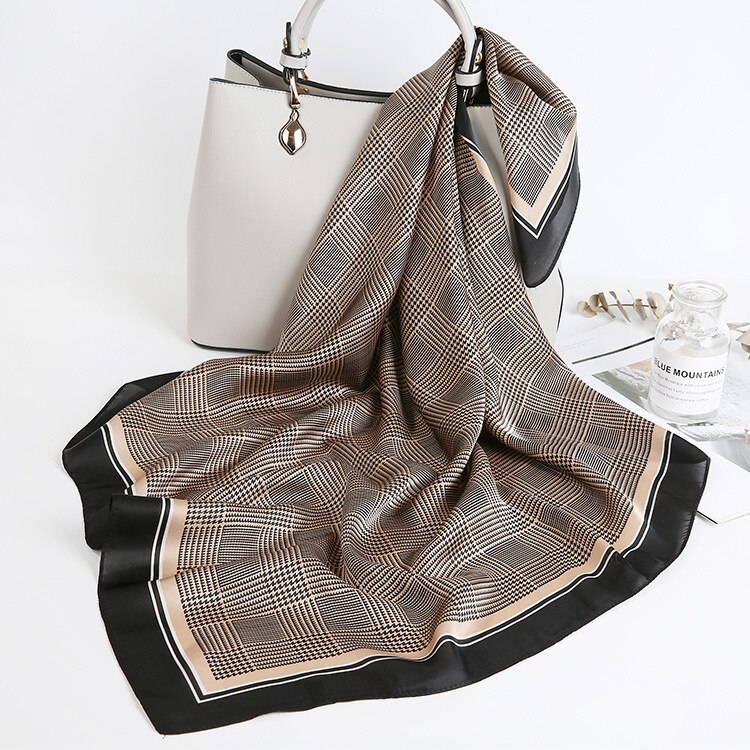 Hovedtørklæde damemærke luksus plaid print tørklæde hals silketørklæder 70cm firkantede sjaler og wrpas hår tørklæder bandana: B080-14