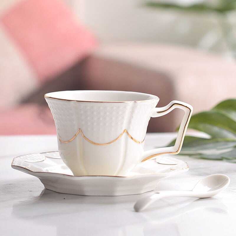 Keramiska koppar och fat kaffekoppuppsättning kontinentalt teuppsättning kaffekopp enfärgad engelsk eftermiddagstekoppuppsättning: Stil 5