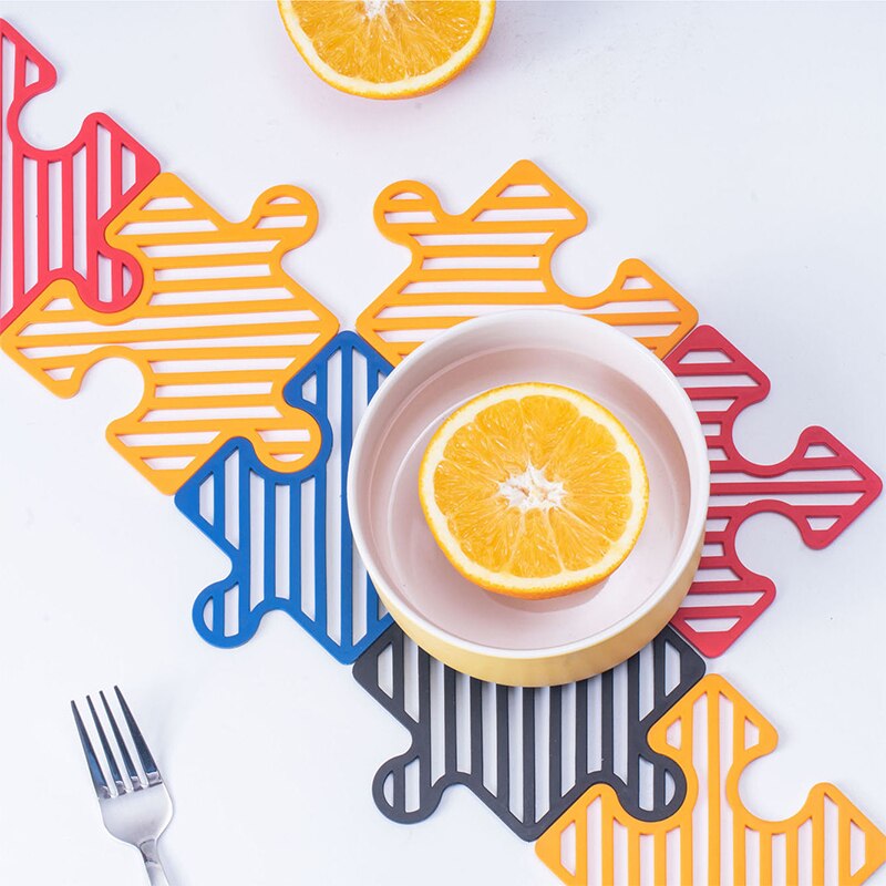 Puzzel Creatieve Siliconen Coaster,4-Kleur Diy Splic Antislip Hittebestendig -Schoon Leuke Placemat, home Kitchen Bar Tafel Matten.