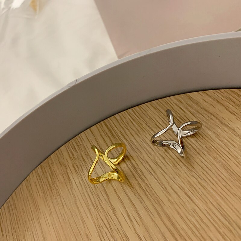 ANENJERY 925 Sterling Silber Geometrische eins Einfache verdrehte Welle Ringe Weibliche Persönlichkeit modisch Schmuck