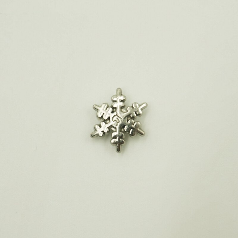 Broche de remache de ropa Punk con forma de copo de nieve para gorra, zapatos, bolso, sombrero, Jeans, gargantilla de cuero Diy accesorios para manualidades: Silver